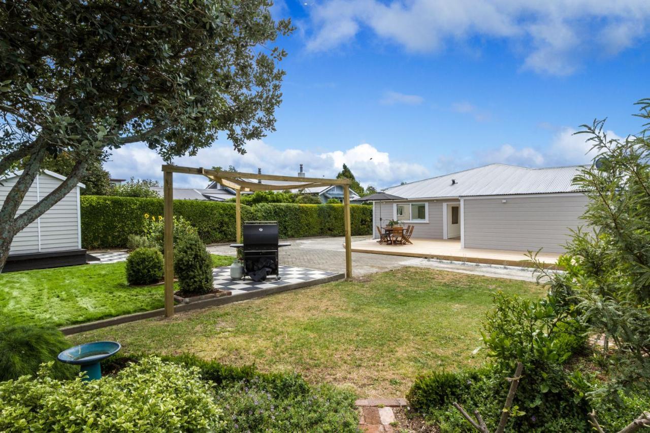 Corokia Villa Richmond Exterior photo